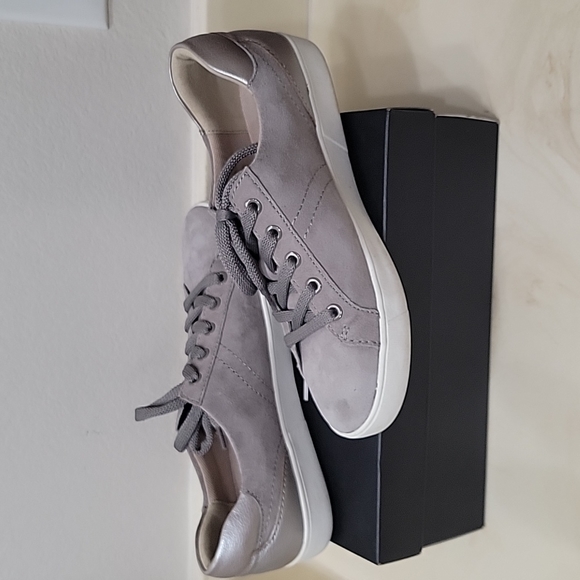 EUC Naturalizer Women's Morrison Grey Shoes Size 8 - Picture 13 of 14